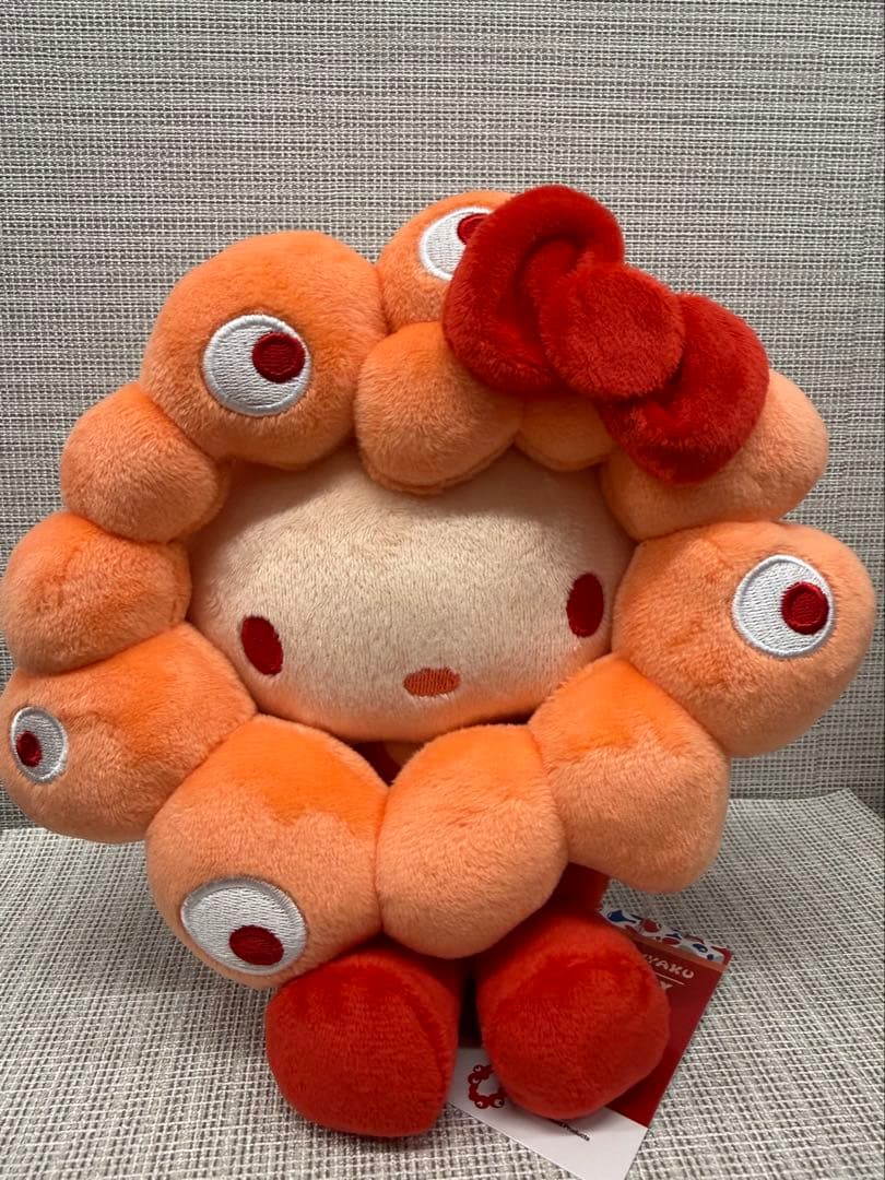 サンリオ　ミャクミャク　ハローキディ　ぬいぐるみMサイズ