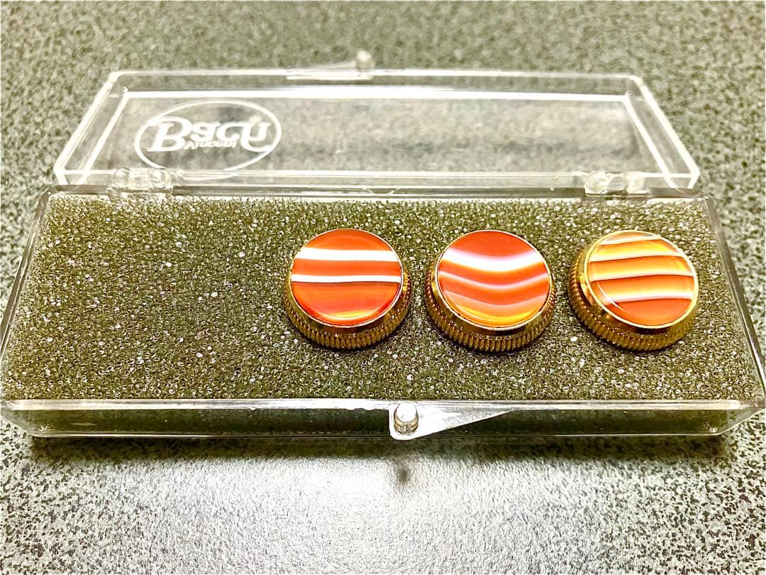 Bachバック　トランペット　純正ピストンボタン　赤メノウ　金メッキ　GP