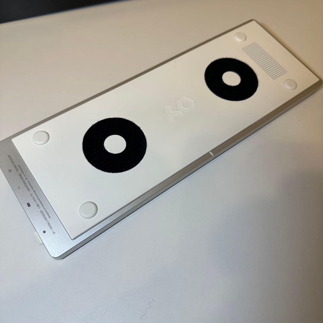 鍵盤楽器 TeenageEngineering OP-1 field