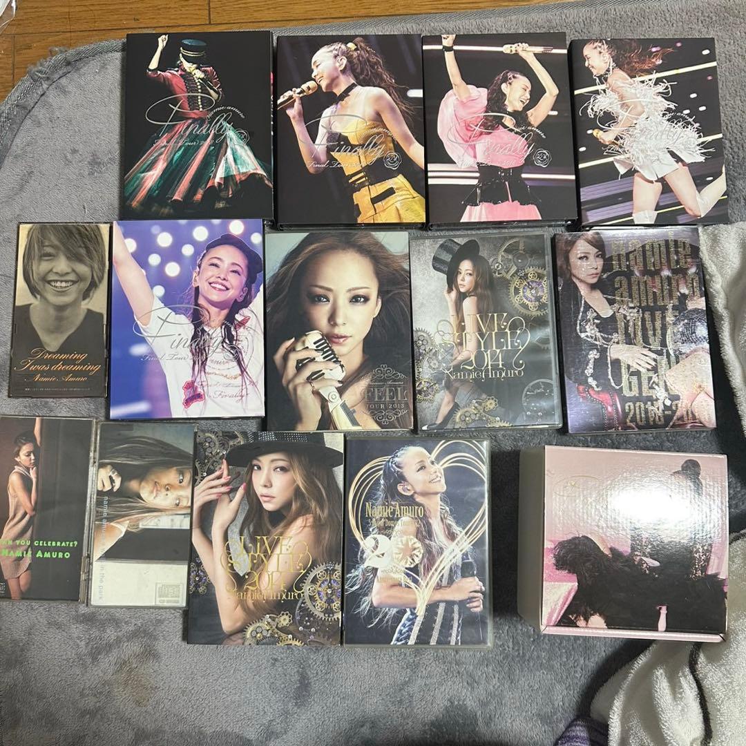 安室奈美恵　DVD10枚、CD3枚、マグカップセット