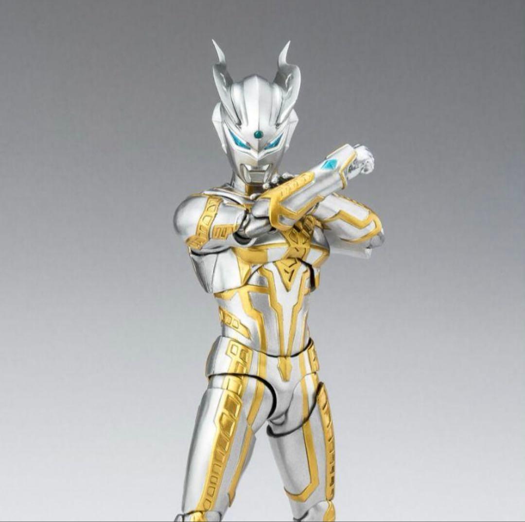S.H.Figuarts ウルティメイトシャイニングウルトラマンゼロ