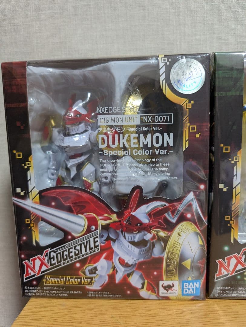 ネクスエッジ　デジモンフィギュア　2種セット