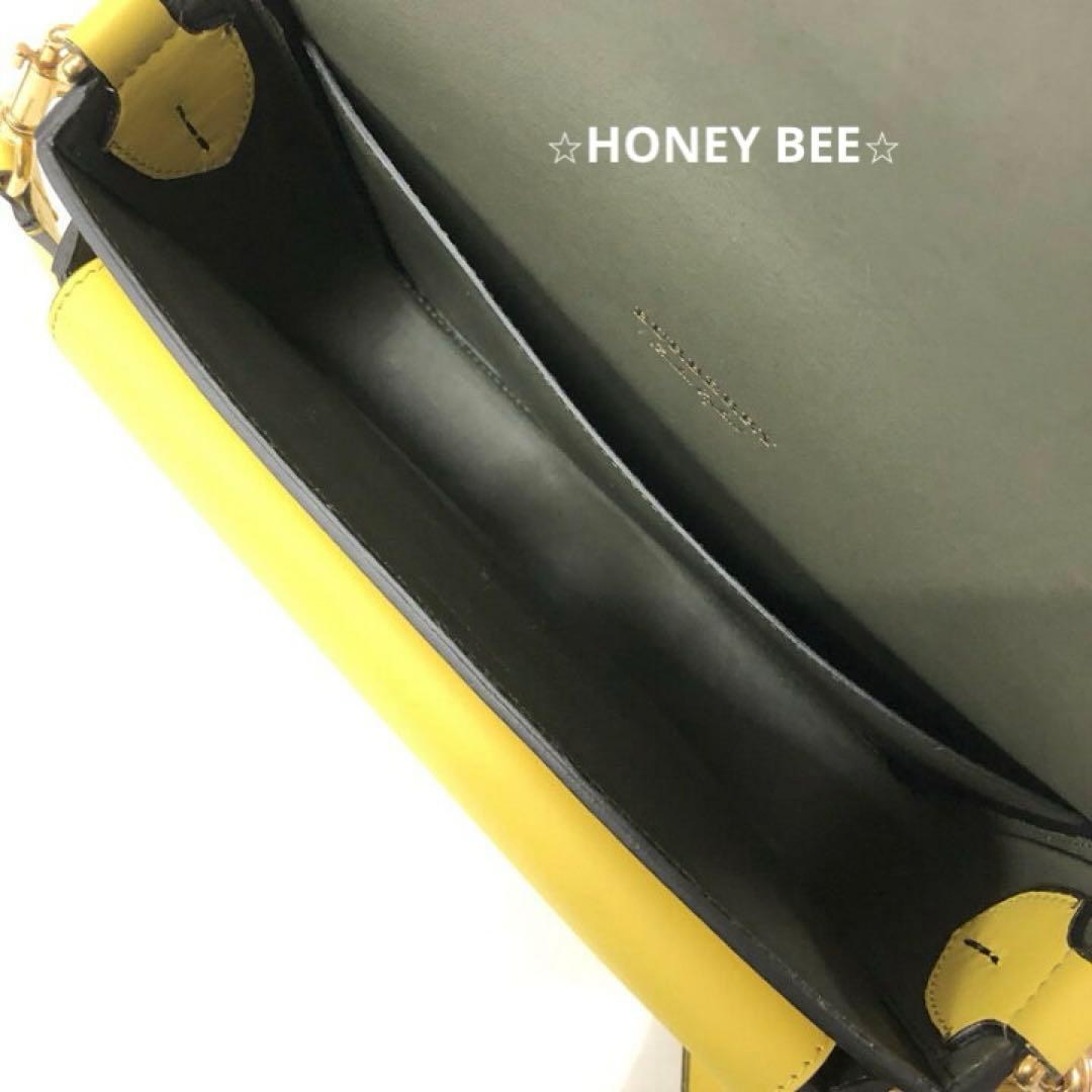 Burberryレザーショルダーバッグバーバリーサッチェルクロスボディバッグ