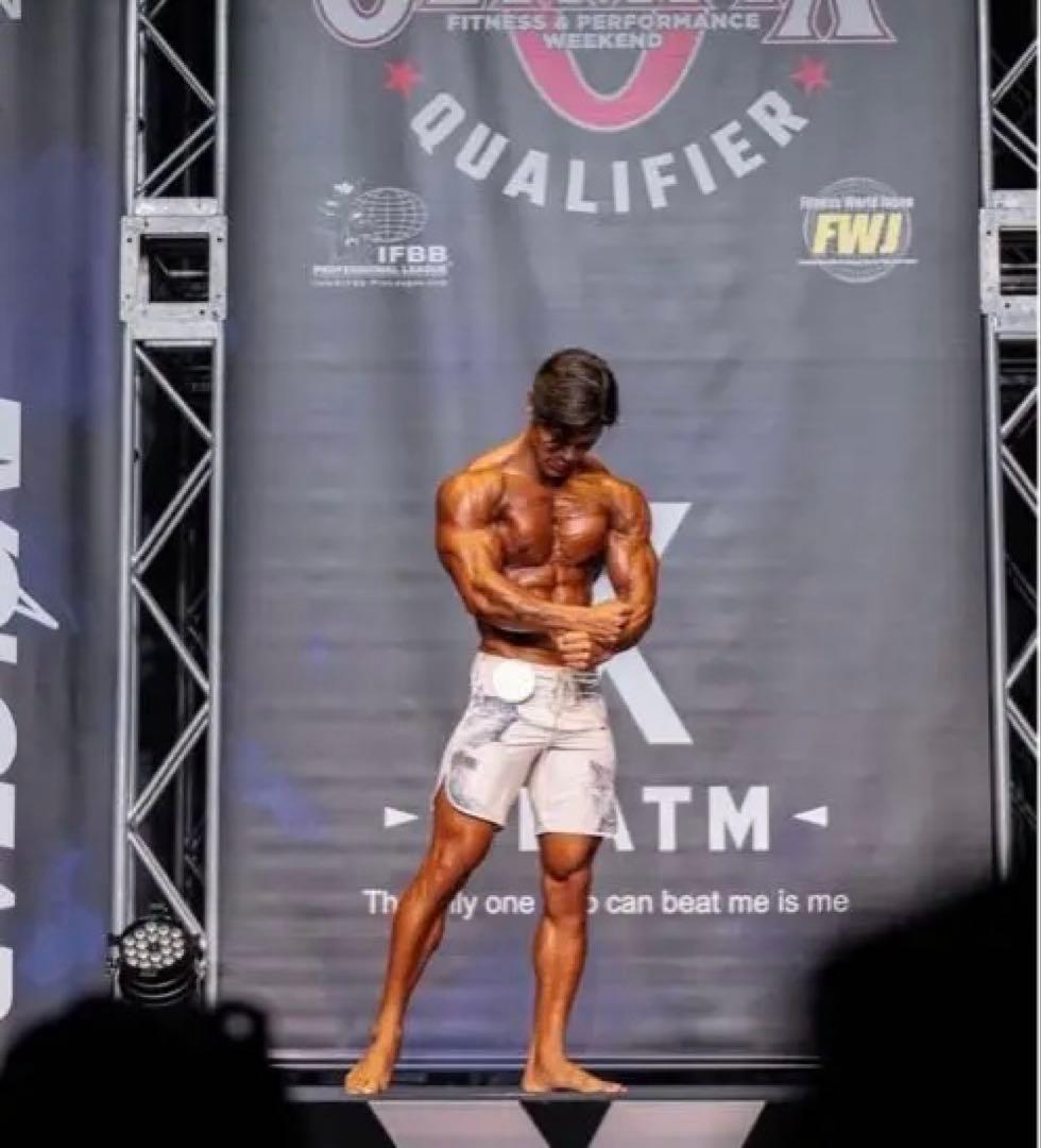 VANQUISH 白 サーフパンツ 28インチ