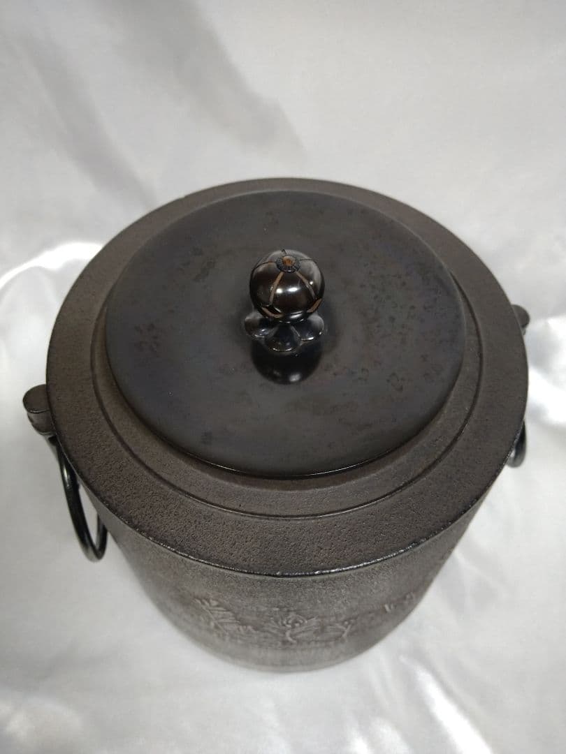 釜師浄義 松地紋 筒釜 茶釜 鉄釜 風炉釜 茶道具