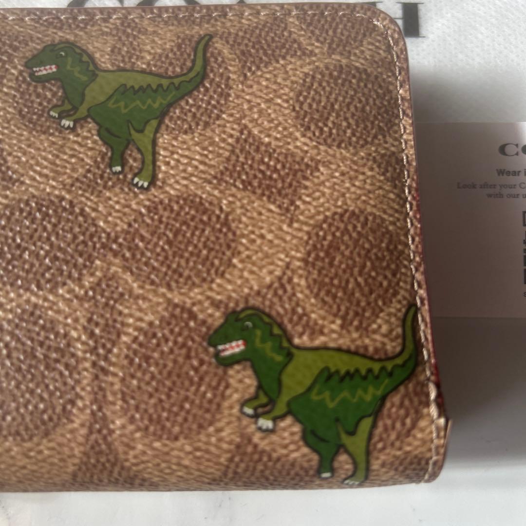 コーチ　財布　レキシー　COACH
