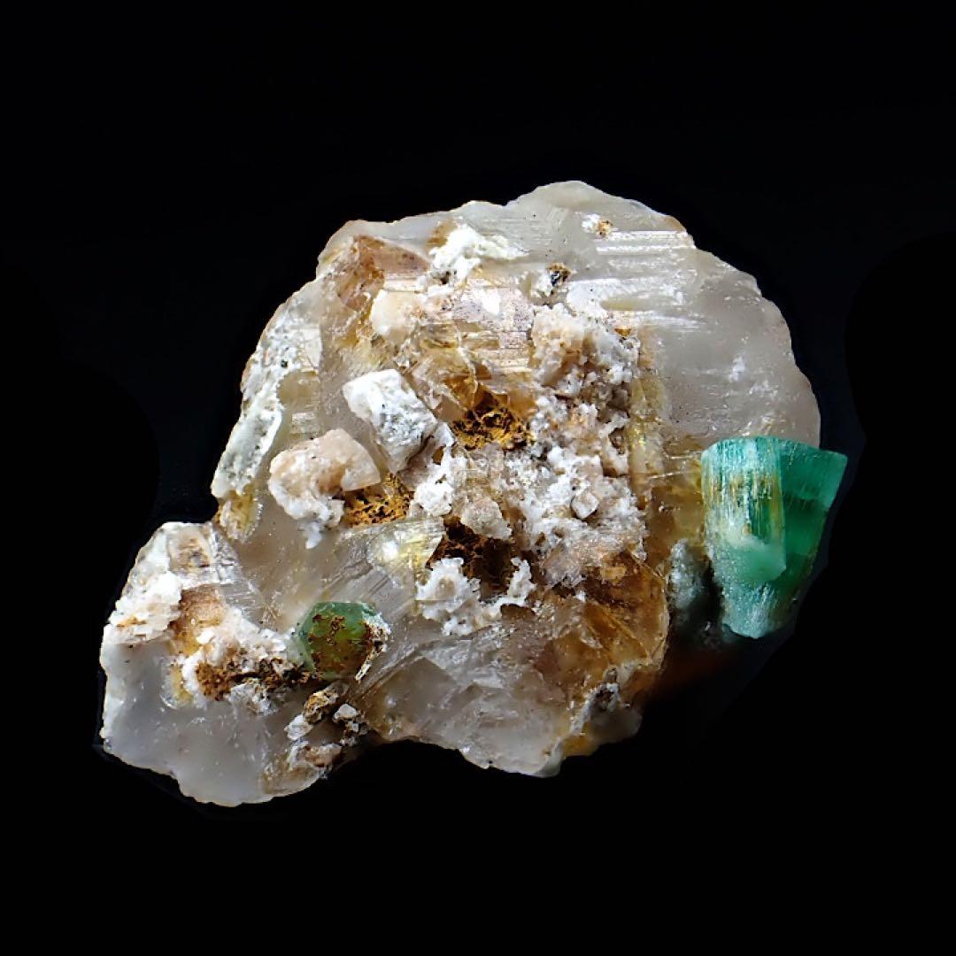 【アフガニスタン/パンジシール産】エメラルド原石