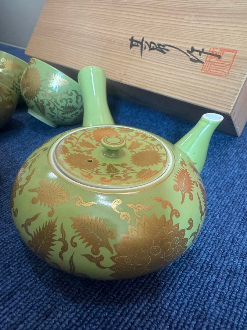 1800  希少　其泉　萌黄金欄手 茶器セット　急須1客　湯呑5客　金彩