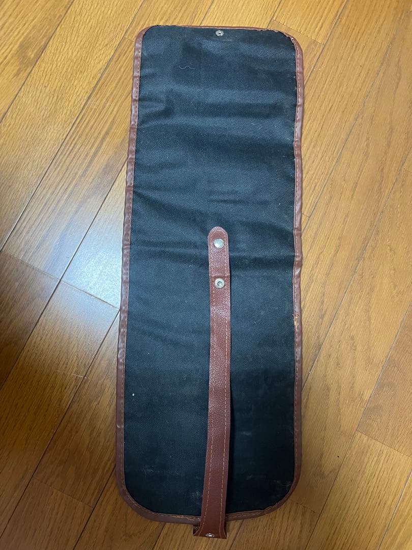 KARISMACOLOR 色鉛筆 38本と、布製ロールケース