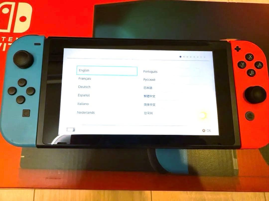 Nintendo Switch 本体 128GBSDカード、ハンドル二個付