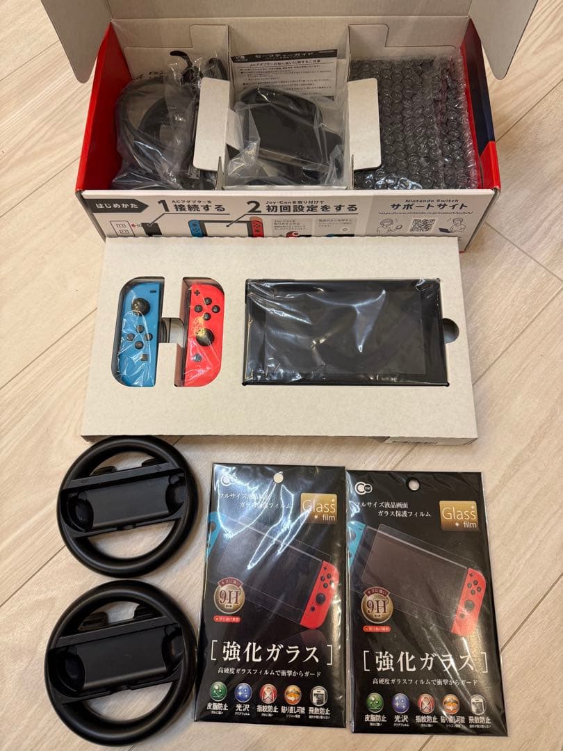 Nintendo Switch 本体 128GBSDカード、ハンドル二個付