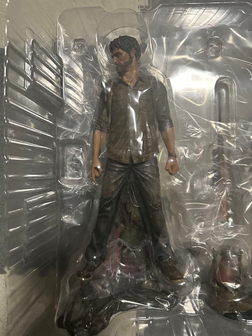 The last of us フィギュア　ジョエル&エリー