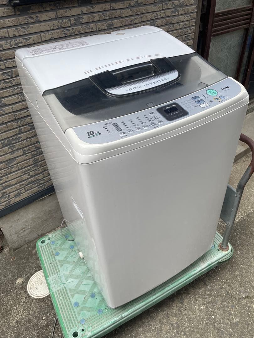 大家族用　10Kg ファミリー用洗濯機　サンヨー