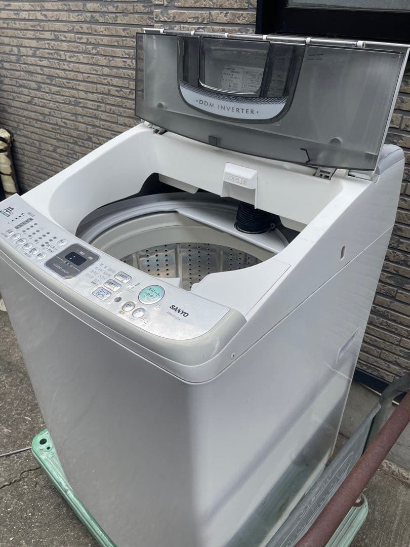大家族用　10Kg ファミリー用洗濯機　サンヨー