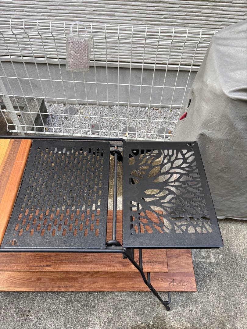 ニーマサイト　ブラックデザイン葉月 一個口目