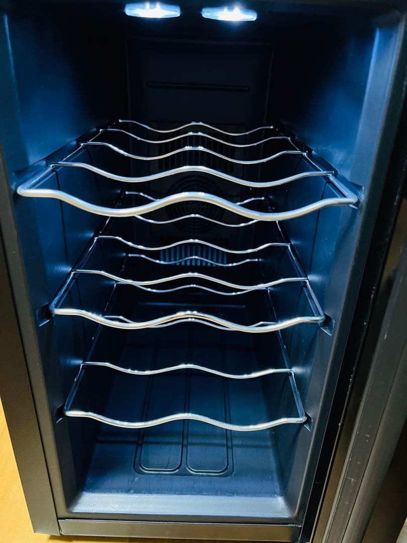 ワインセラー 8本収納