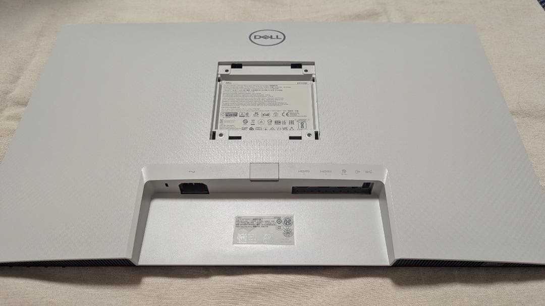 DELL 4Kディスプレイ S2722QC