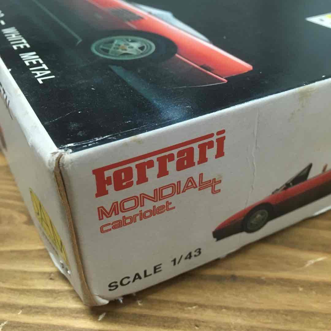 ミニカー Ferrari MONDIAL T  D.A.M models