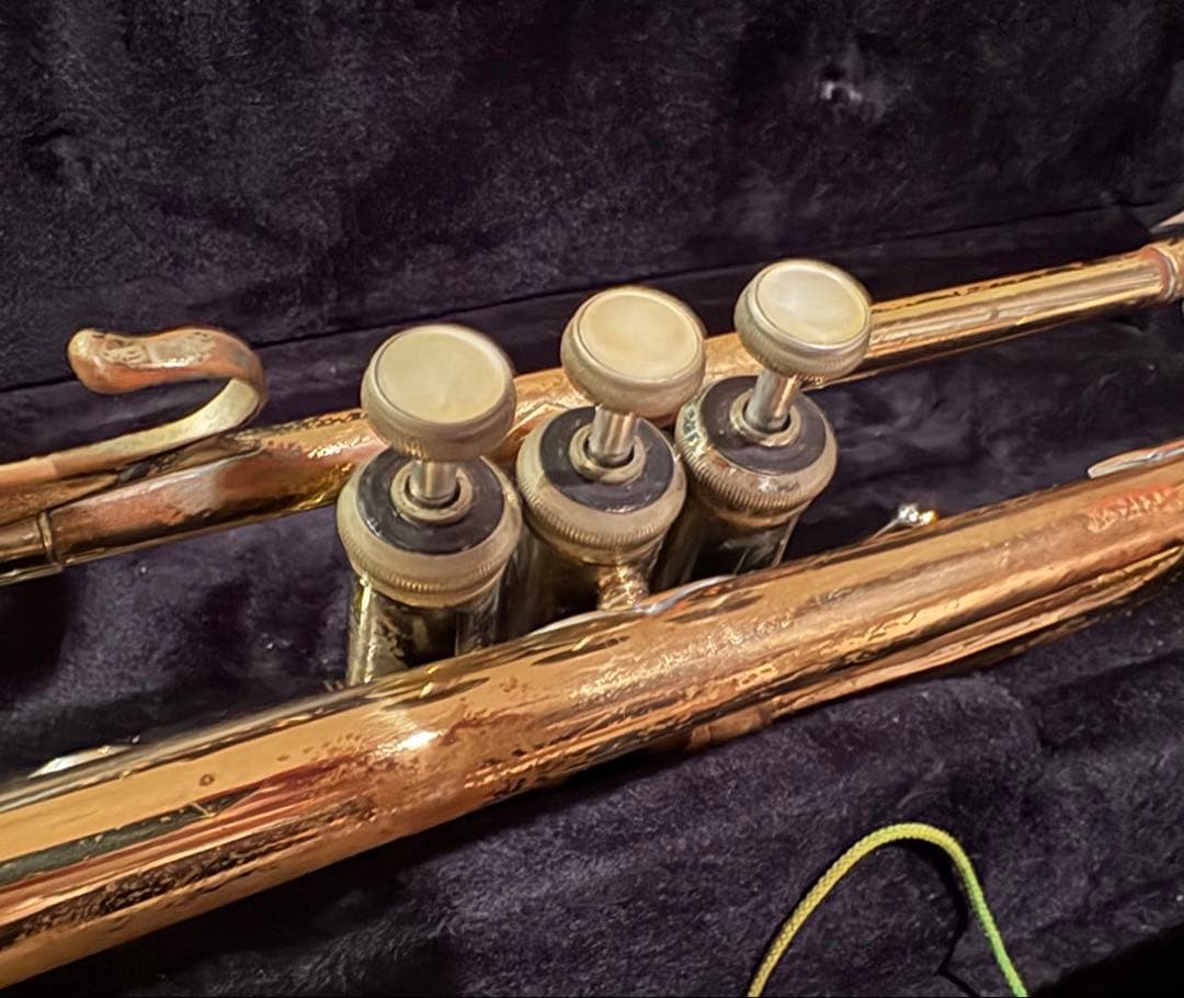 Bachバック　トランペット　Stradivarius 180MLアーリーエルク