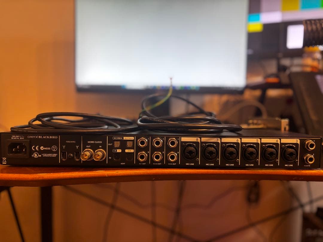 Mackie Onyx Blackbird (firewireカード付き)