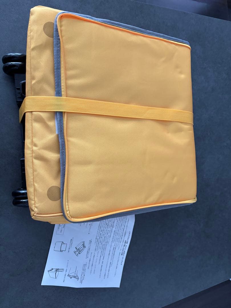 スーパーマリオ　ハテナブロック型　 キャリー付きクーラーバッグ