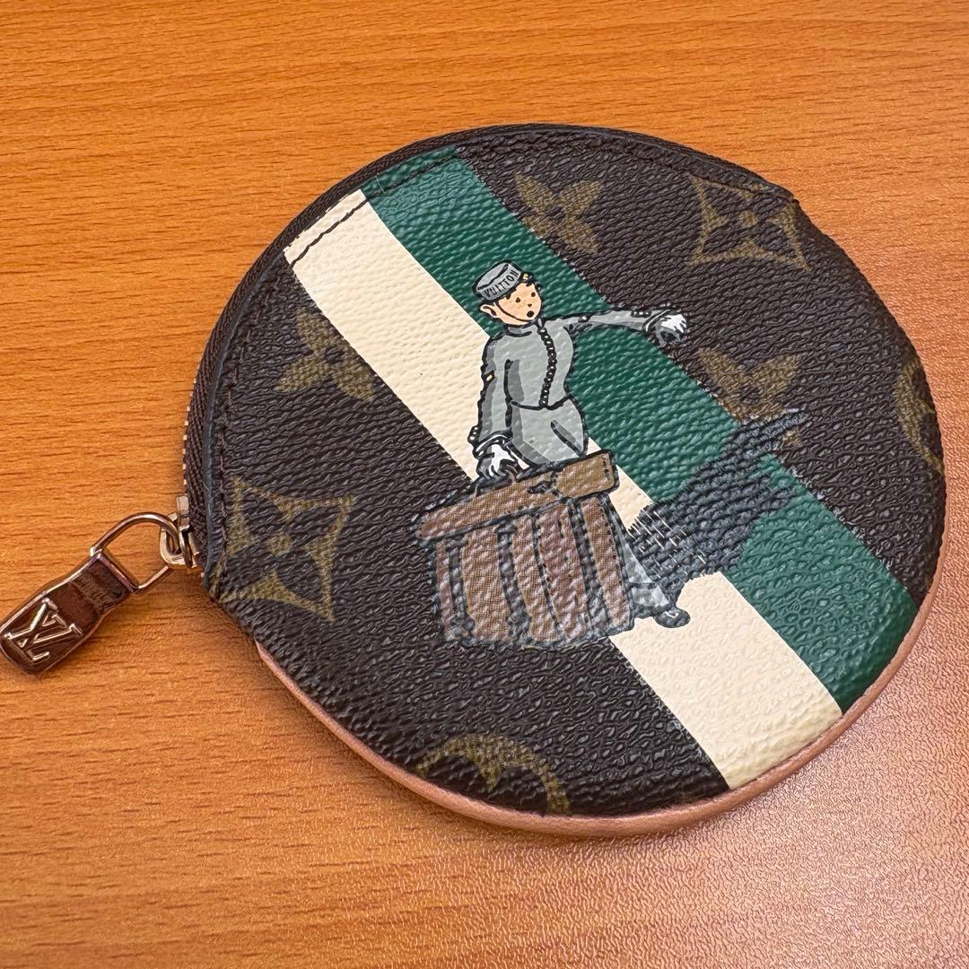 モノグラムケース