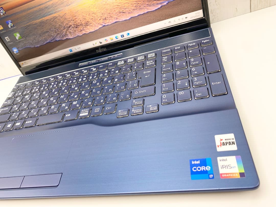 富士通 Core i7-1195G7 SSD1TB+HDD1TB メモリ32GB