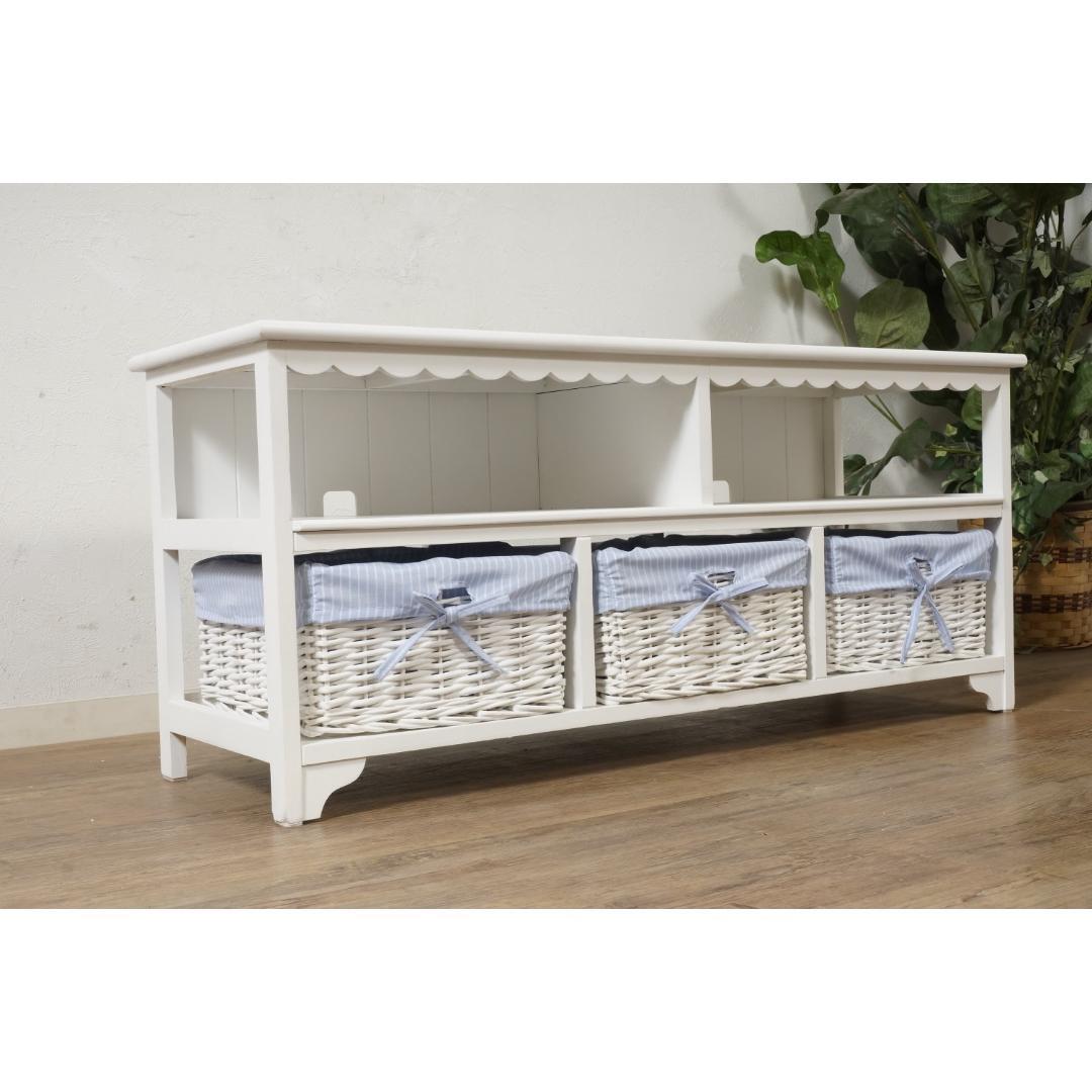 【新品】フリル風デザイン　 可愛い テレビボード　バスケット付き　アウトレット