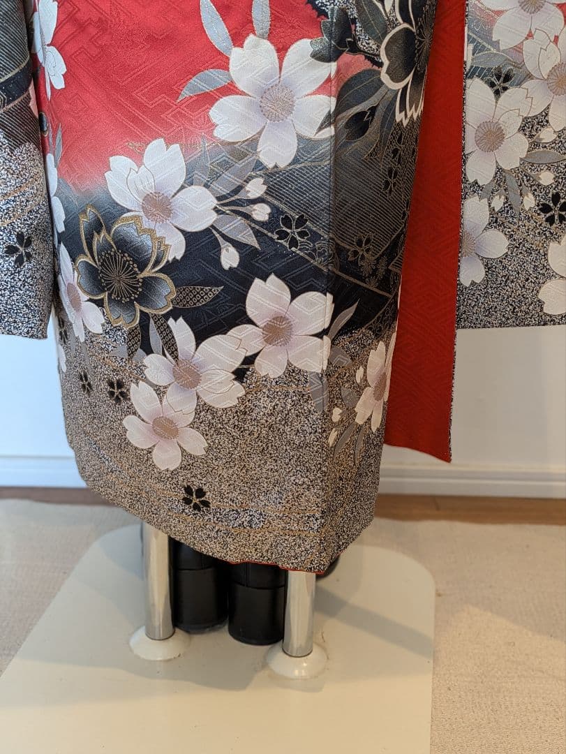振袖フルセット 身丈162裄65.5 豪華振袖 金彩 赤 黒 逸品 成人式