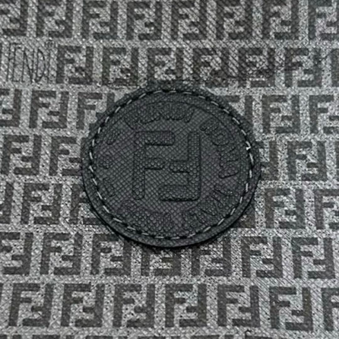 美品　FENDI ズッキーノ　FF柄　カメラバッグ　ショルダーバッグ　グレー