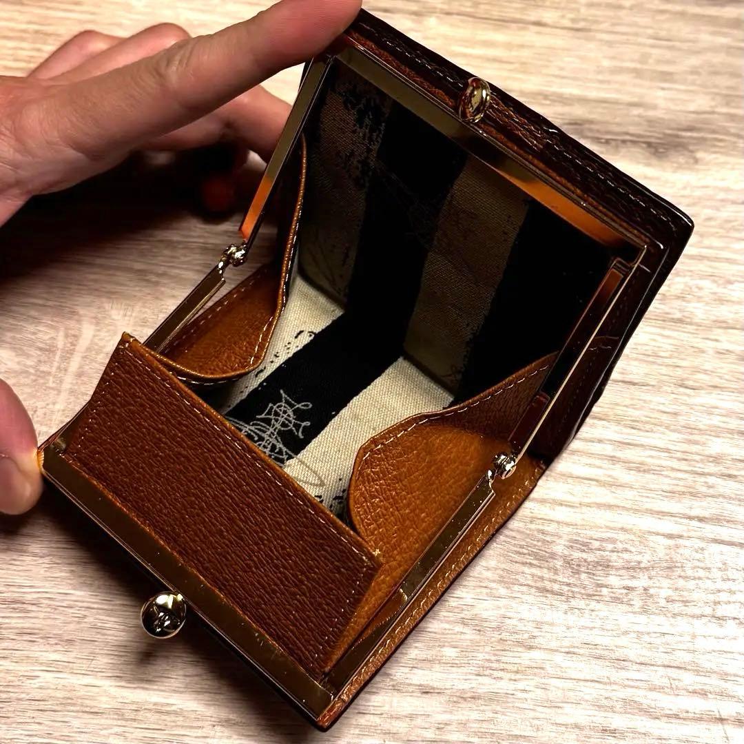 お値下げしました◆箱入りヴィヴィアンウエストウッド 二つ折り財布