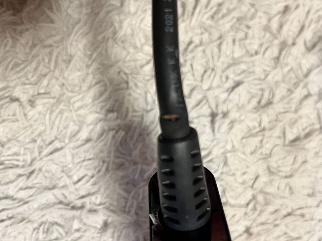 dyson supersonic HD08 スタンドあり　コード被覆亀裂