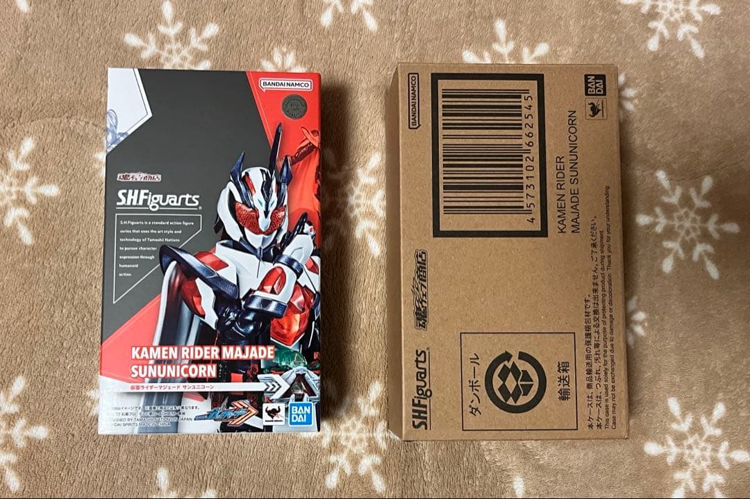SHフィギュアーツ　仮面ライダーマジェード　サンユニコーン