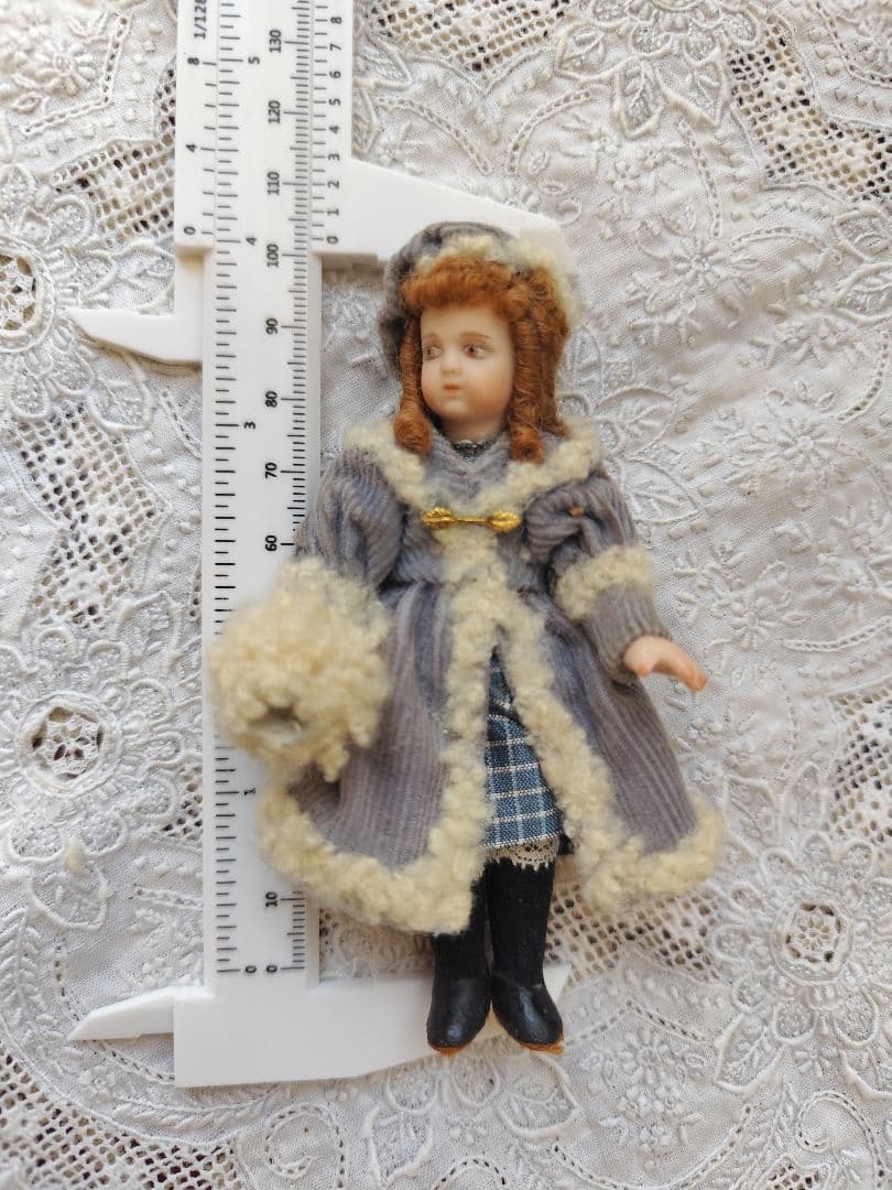 ミニョネット　10センチ程　　ビスクドール　人形