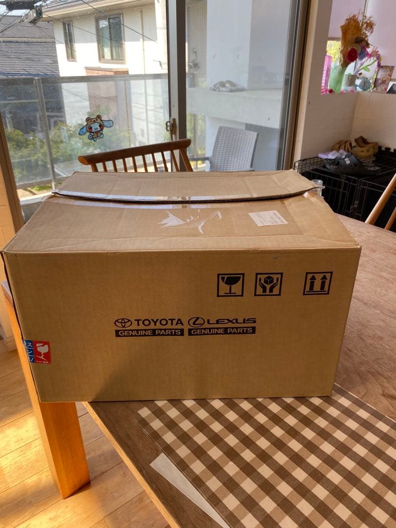 ハイラックスGUN125 後期テールランプ　トヨタ純正