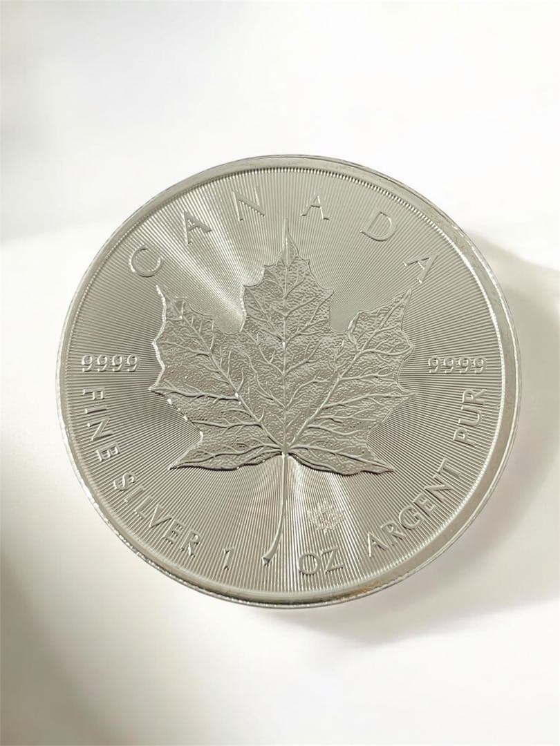銀高騰中！　メープルリーフ銀貨　1チャールズ国王　スペシャル版　1オンス　5枚