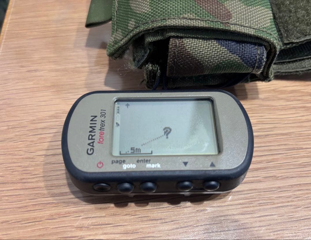 GARMIN Foretrex 301 迷彩カバー　おまけ付き