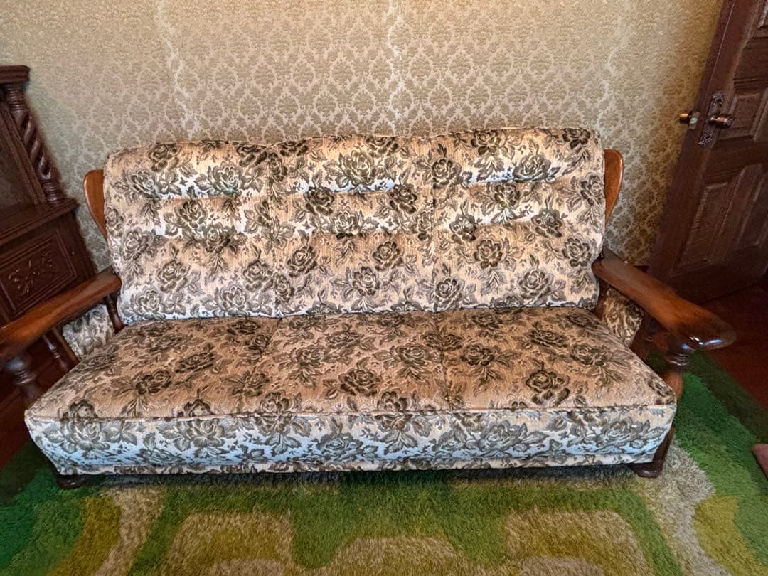 カリモク金華山ソファーセット　3人掛➕1人掛2脚　　直接引き取り希望