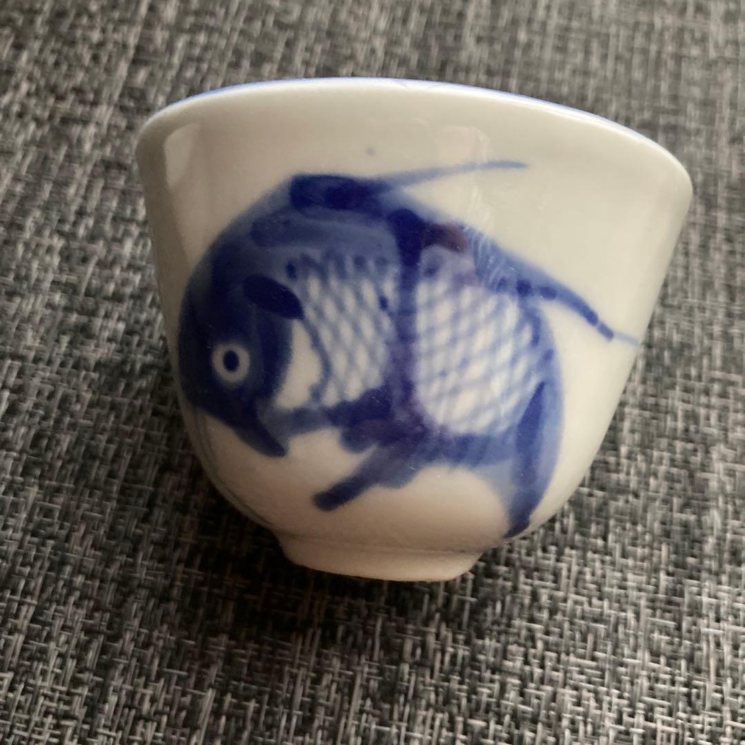 骨董　煎茶碗　手描き染付　茶器　鯉柄　湯のみ　4客セット