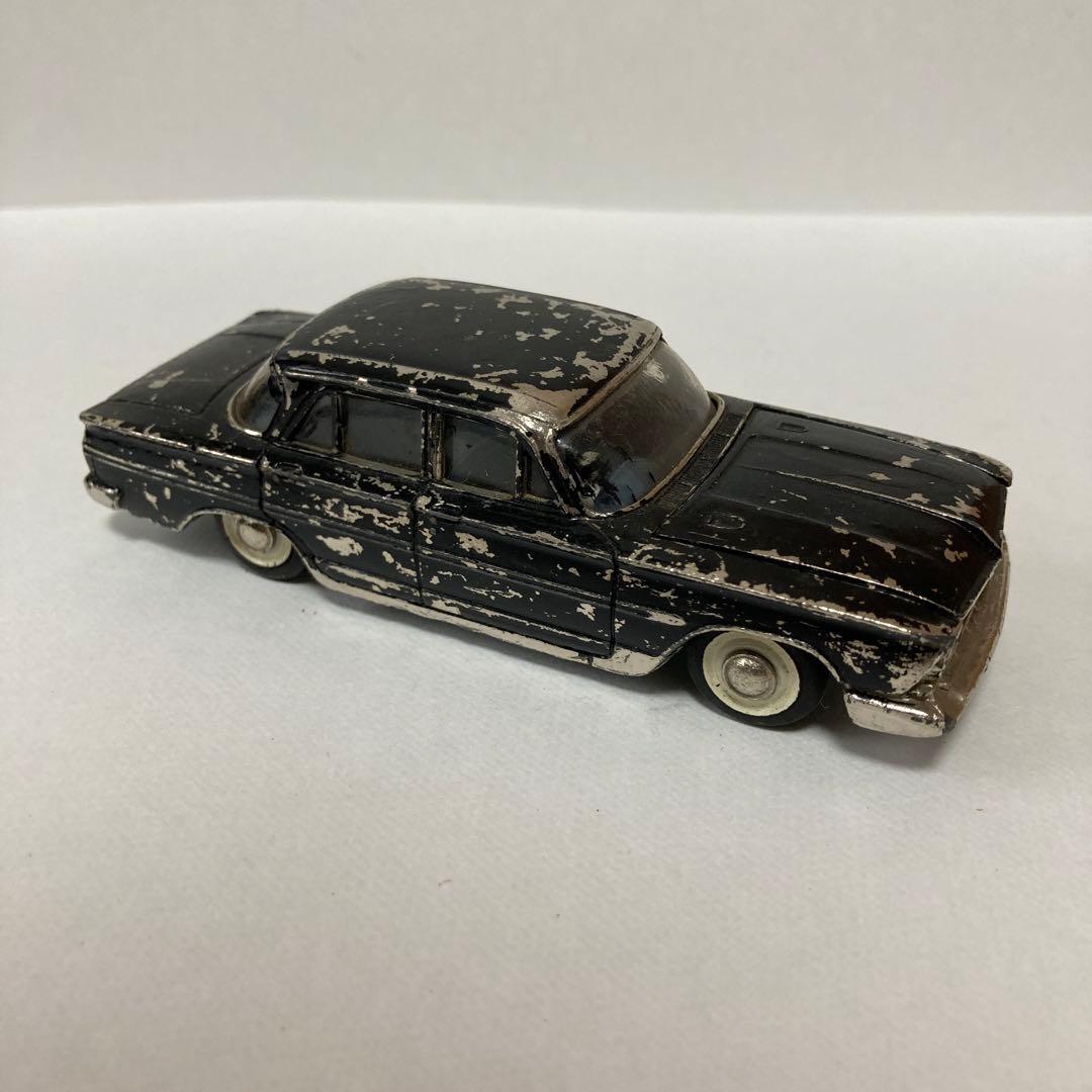 古いミニカー ボンネット開閉