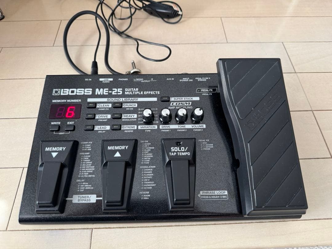 ギター BOSS ME-25 GUITAR MULTIPLE EFFECTS
