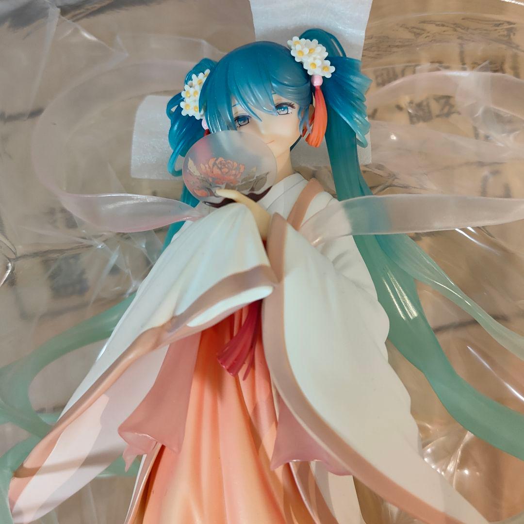 初音ミク 中秋名月Ver. 1/8スケールフィギュア