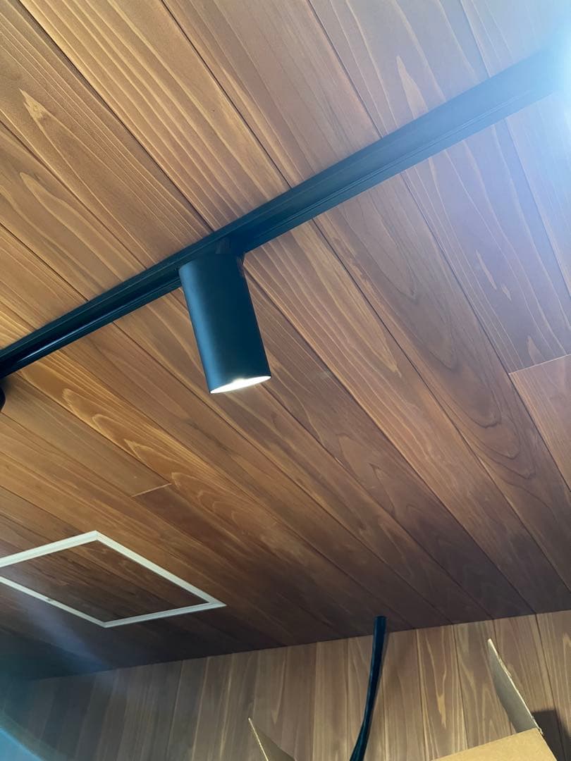 8個　コイズミスポットライト ブラック LED対応　ダクトレール用　値引き可能