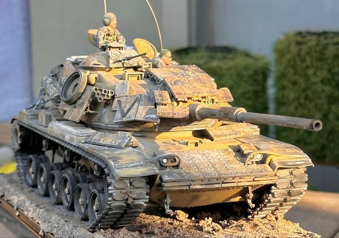 完成品プラモデル1/35タミヤ製アメリカM60A1リアクティブアーマー