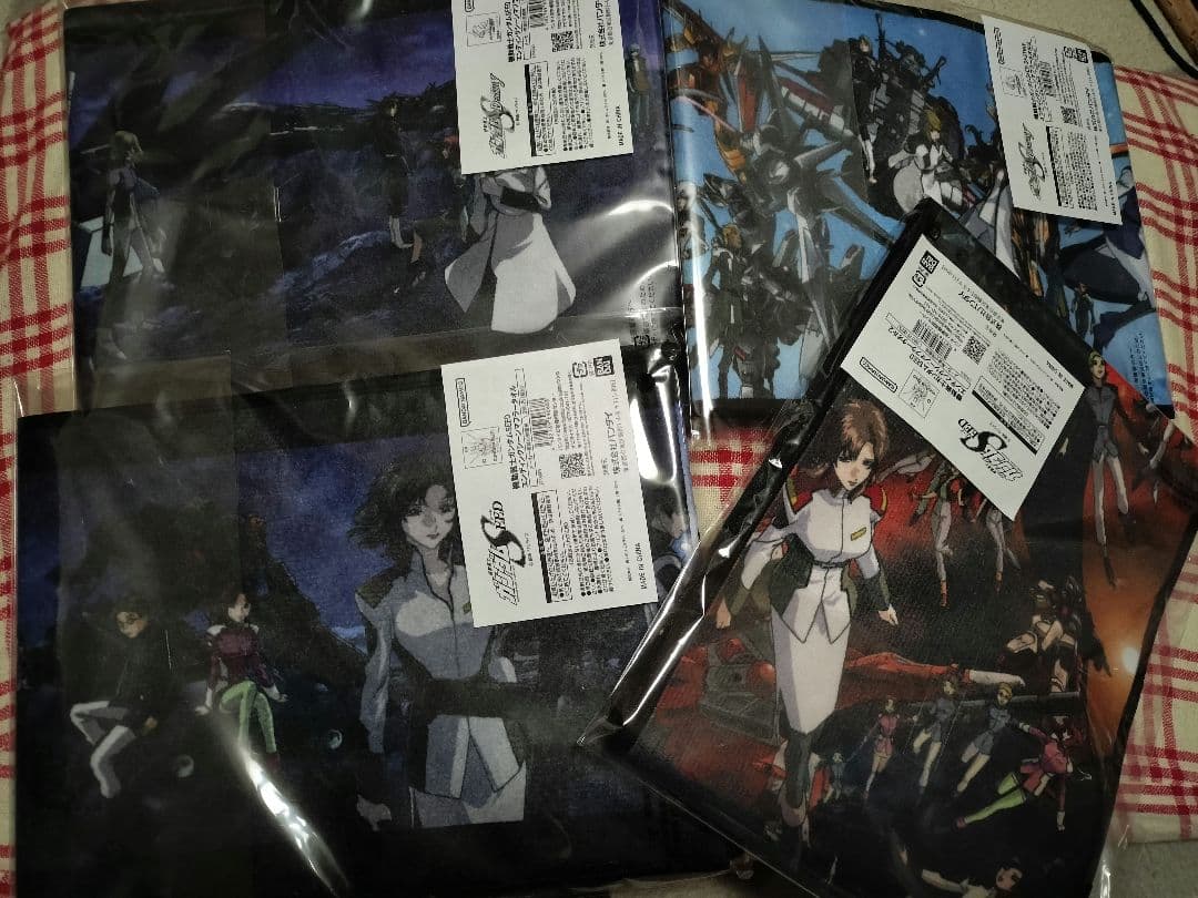 ガンダムSEED　エンディングマフラータオル 　4枚セット未開封