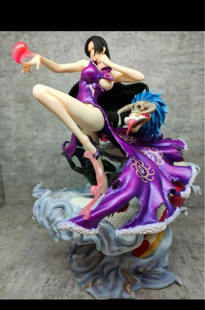 ワンピース ボア・ ハンコック 【戦損服】 ガレージキット フィギュアPOP