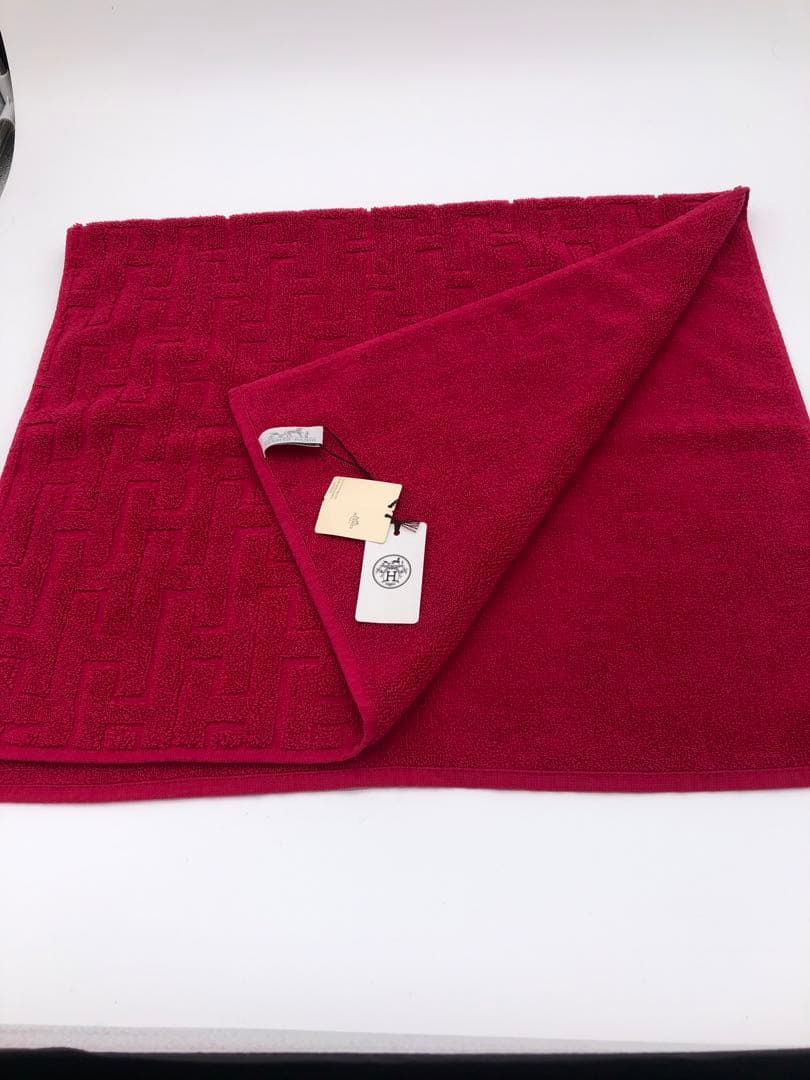 エルメス赤いテクスチャー付きバスタオルフェイスタオル