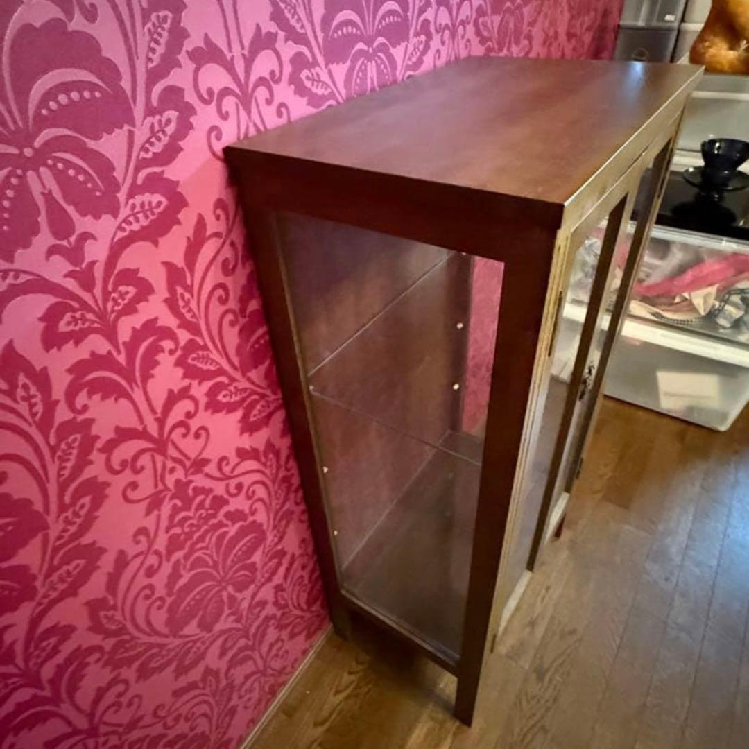 激安　ベルメゾン　アンティーク調　木製ガラス扉キャビネット　キュリオケース