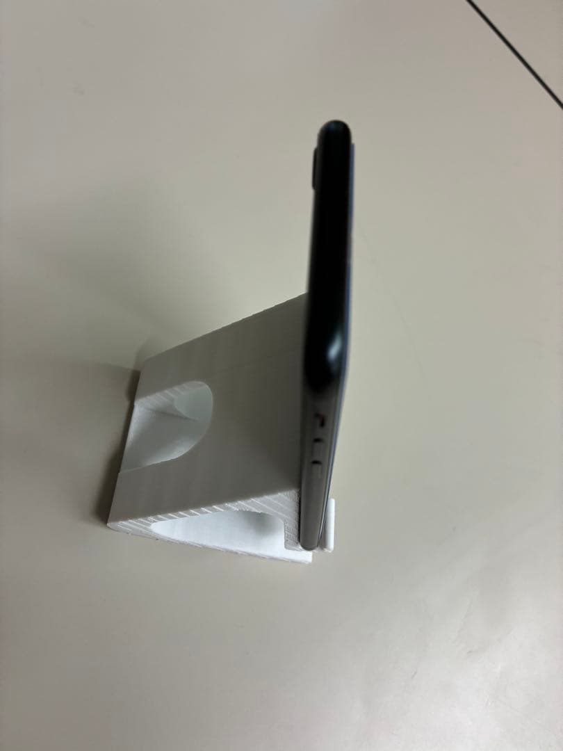 Apple iPhone SE 第3世代 128GB ブラック　SIMフリー