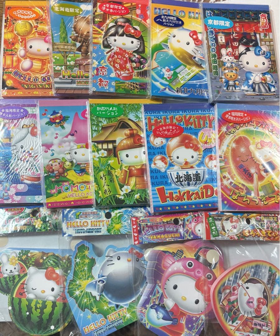 ハローキティ ご当地メモ帳 14点
